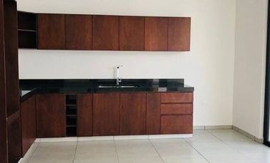 Casa en  Venta, con Paneles solares, de 3 hab. Temozón Norte.