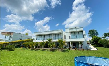RENTA CASA CAMPESTRE 2 PISOS EN CONDOMINIO CERRITOS PEREIRA