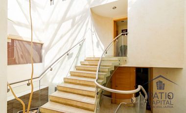 Venta de Casa en Bosque Esmeralda, Atizapán