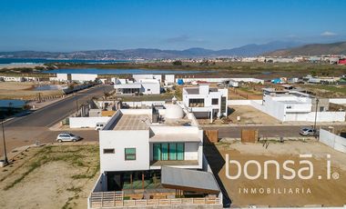 Casa amueblada en RENTA, en Pacifica Residencial
