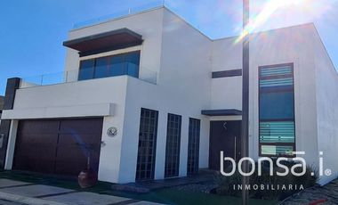 Casa amueblada en RENTA, en Pacifica Residencial