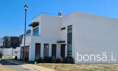 Casa amueblada en RENTA, en Pacifica Residencial