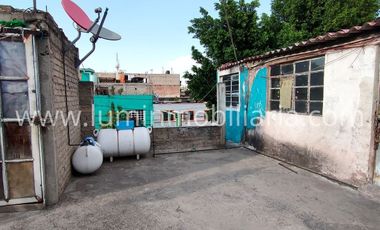 VENTA DE CASA PEÑON DE LOS BAÑOS