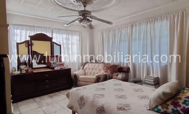 VENTA DE CASA PEÑON DE LOS BAÑOS