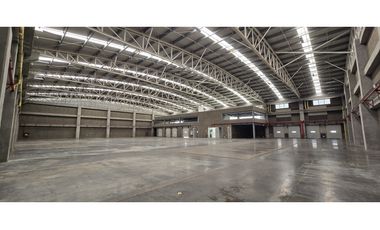 Bodega en Arriendo 3.600 M2 Auto Medellín
