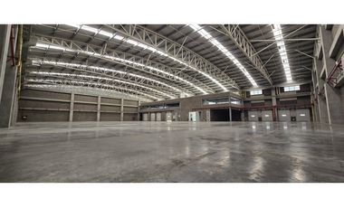 Bodega en Arriendo 3.600 M2 Auto Medellín