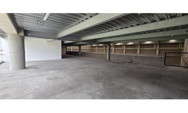 Bodega en Arriendo 3.600 M2 Auto Medellín