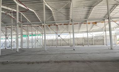 Naves en renta desde 2,500m2 en parque zona Guadalupe