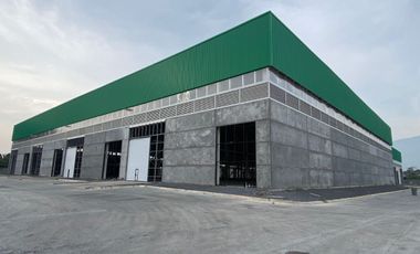 Naves en renta desde 2,500m2 en parque zona Guadalupe