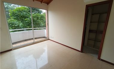 CASA EN CONDOMINIO PARA ARRIENDO EN ENVIGADO, ESMERALDAL