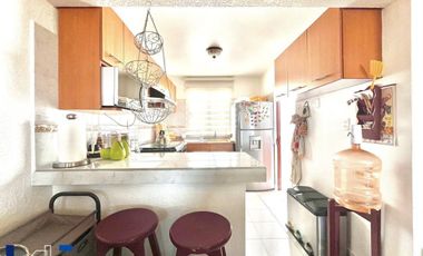 VENTA CASA CON PATIO EN AHUEHUETES