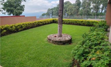 CASA EN RENTA DENTRO DE RESIDENCIAL EN AVNDARO VALLE DE BRAVO