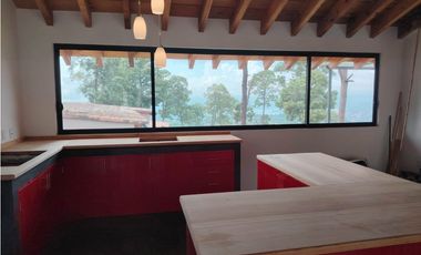 CASA EN RENTA DENTRO DE RESIDENCIAL EN AVNDARO VALLE DE BRAVO