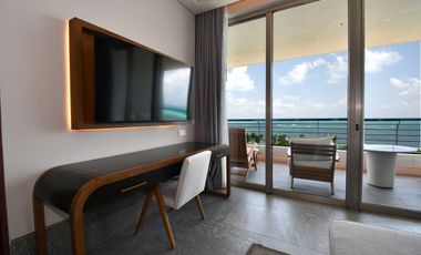 RESIDENCIA PRIVADA FRENTE AL MAR CARIBE – ELEGANCIA TOTAL EN CADA DETALLE