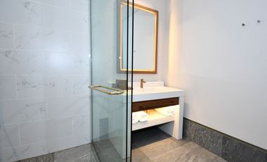 RESIDENCIA PRIVADA FRENTE AL MAR CARIBE – ELEGANCIA TOTAL EN CADA DETALLE
