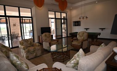 Rancho integral en venta con planta de alimentos y equipamiento de primera