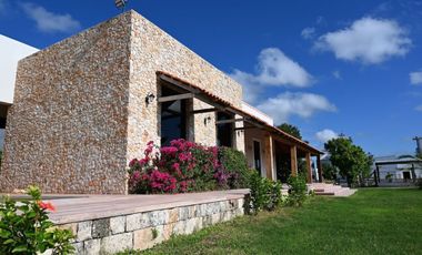 Rancho integral en venta con planta de alimentos y equipamiento de primera