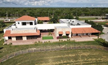 Rancho integral en venta con planta de alimentos y equipamiento de primera
