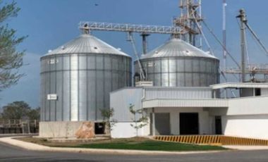 Rancho integral en venta con planta de alimentos y equipamiento de primera
