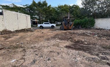 TERRENO EN VENTA EN MÉRIDA EN PRIVADA RESIDENCIAL CON AMENIDADES