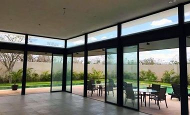 TERRENO EN VENTA EN MÉRIDA EN PRIVADA RESIDENCIAL CON AMENIDADES