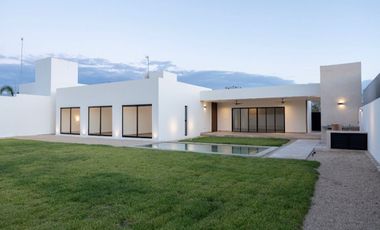 Casa Equipada de 1 piso en venta en Merida en privada Dzidzil Ha