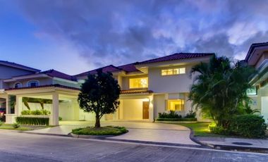 CASA COSTA DE LAS PERLAS - COSTA DEL ESTE -VENTA