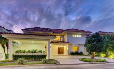 CASA COSTA DE LAS PERLAS - COSTA DEL ESTE -VENTA