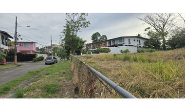 Se Alquila Terreno de 1,755m2 en Betania, Urb. El Avance