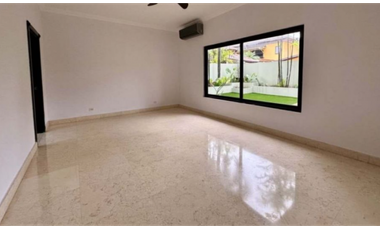 VENTA CASA COSTA DEL ESTE CON PISCINA PRIVADA 440M2 MLD