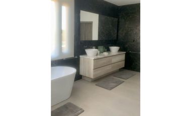 CASA EN COSTA ESMERALDA - MARTIMO I 60 A - VENTA