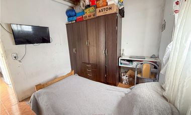 CASA 4 AMBIENTES + LOCAL. PERALTA RAMOS OESTE.
