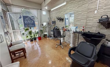 CASA 4 AMBIENTES + LOCAL. PERALTA RAMOS OESTE.