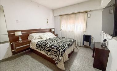 CASA 4 AMBIENTES + LOCAL. PERALTA RAMOS OESTE.