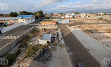 TERRENO EN VENTA EN MANTA