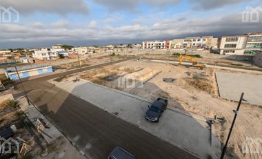 TERRENO EN VENTA EN MANTA