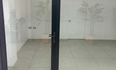 Local comercial en arriendo  en CURICÓ
