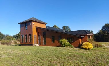 Arriendo Casa en Parcelación en Pleno Centro de Puerto Varas