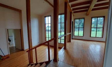 Arriendo Casa en Parcelación en Pleno Centro de Puerto Varas