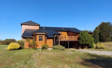 Arriendo Casa en Parcelación en Pleno Centro de Puerto Varas