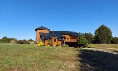 Arriendo Casa en Parcelación en Pleno Centro de Puerto Varas
