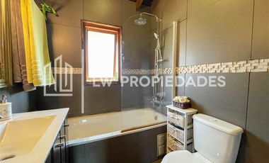 Casa en Venta en Condominio Aculeo