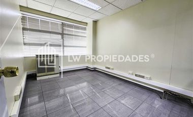 Oficina en Arriendo en Marchant Pereira / Metro Pedro de Valdivia