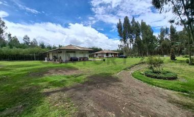 Vendo Casa - Terreno de 20.000m en la Entrada a Lasso entre Latacunga y Machachi