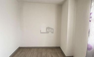 Casa de 2 recámaras en venta en Fracc. Campo Real, Toluca. Cerca de Av. Tollocan