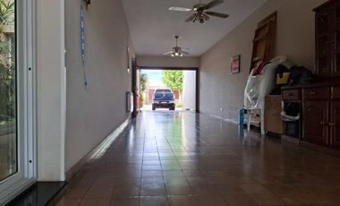 casa 5 ambientes VENTA Chivilcoy pileta terraza