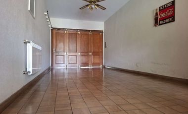 casa 5 ambientes VENTA Chivilcoy pileta terraza