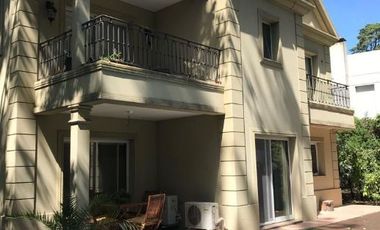 Casa en venta en Fincas I