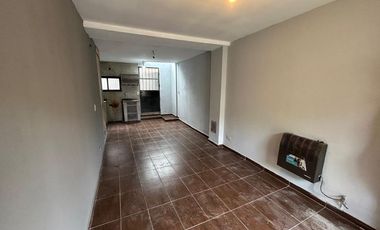 Duplex en alquiler en Villa Luzuriaga