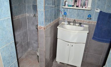 CASA EN VENTA - LLAVALLOL - C/QUINCHO Y PARRILLA